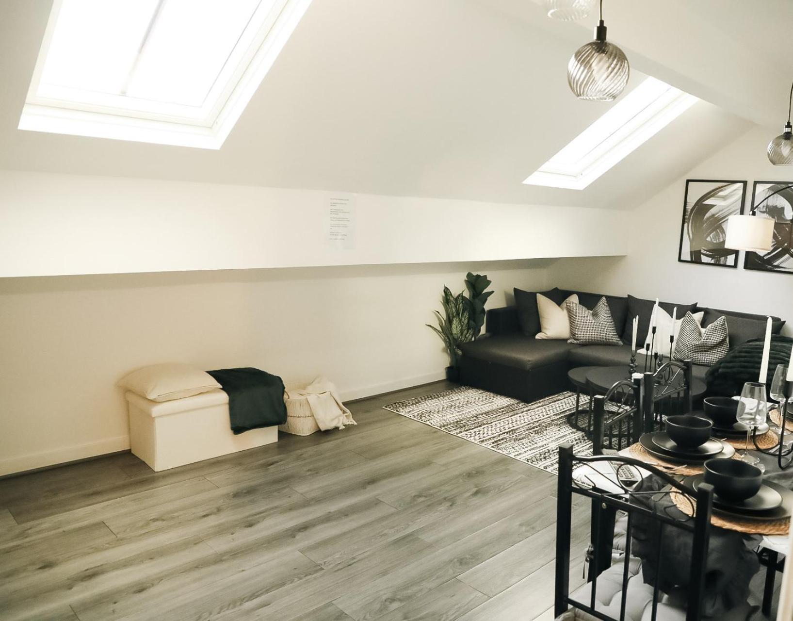1 Bedroom Apartment Bradford City Centre Foster Square Exterior photo